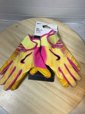 Nike Vapor Jet 8.0 Football Gloves Youth Large Gloves Energy Combine NWT!
